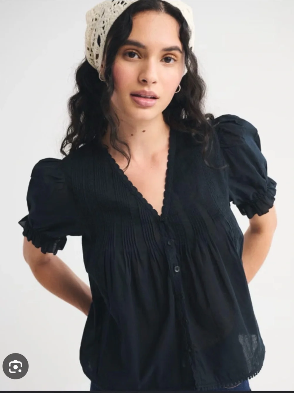 Abercrombie & Fitch Black Puff-Sleeve V-Neck Button Front Blouse